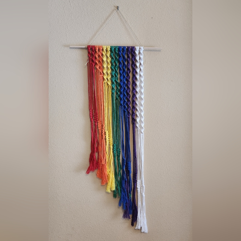 Handmade macrame wall hanging. NWOT.